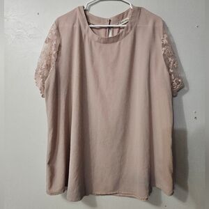 Southern stitch plus size blush pink lace sleeve top!